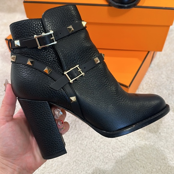 Valentino Rockstud Boots Sz 37 Black - Picture 9 of 10